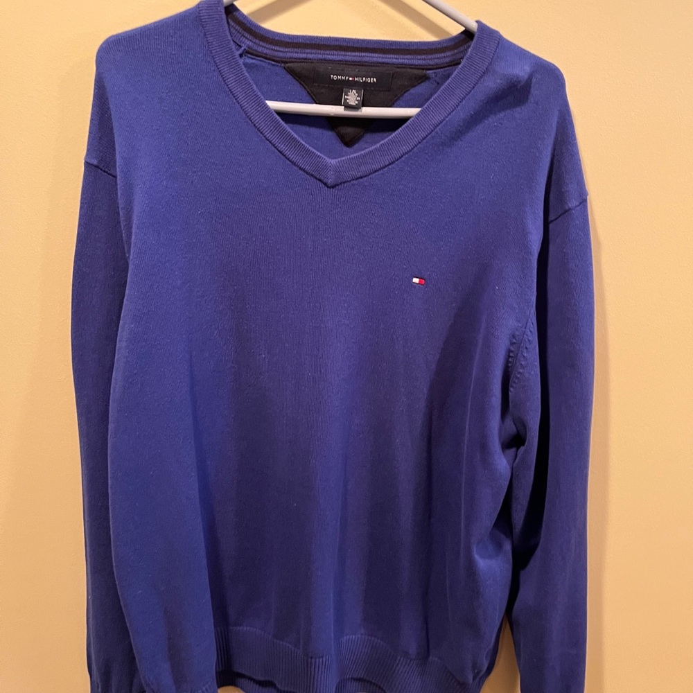Tommy Hilfiger Sweater. Super nice.